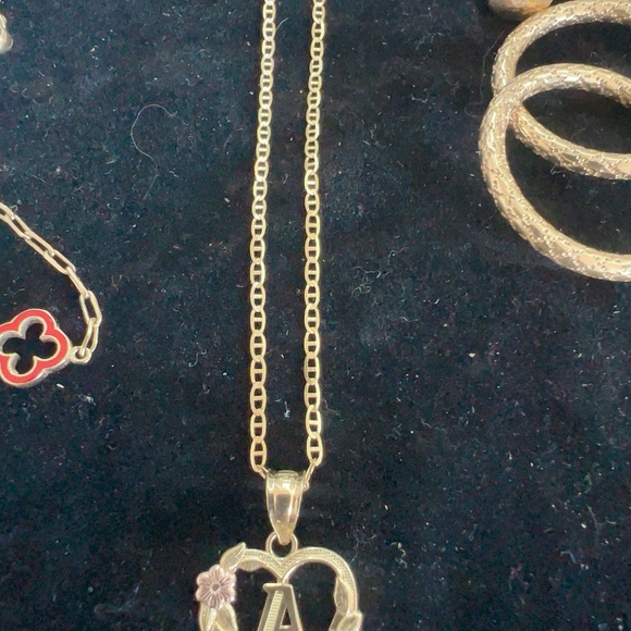 Gold Heart Initial Necklace - Picture 1 of 1